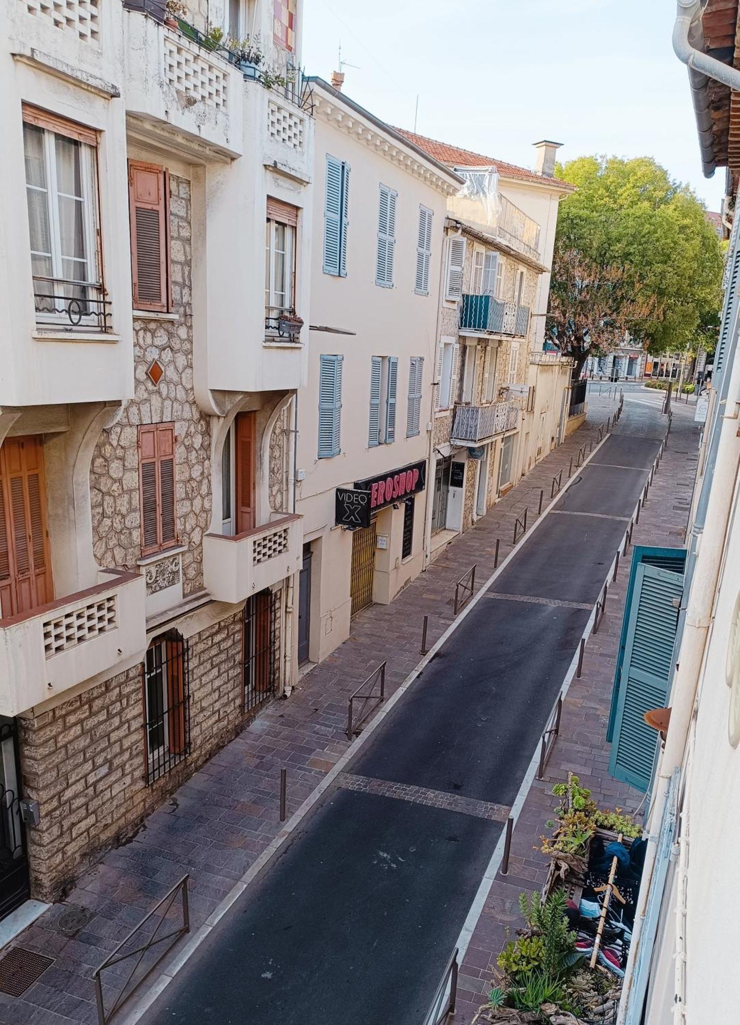 Grand 2 Pieces Renove Climatise, Vieil Antibes, Proche Port Apartment Екстериор снимка
